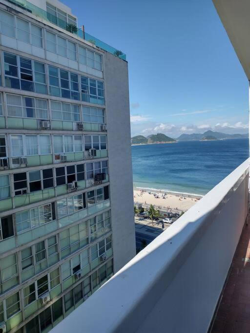 Vista Praia de Copacabana Quarto Lilas 101