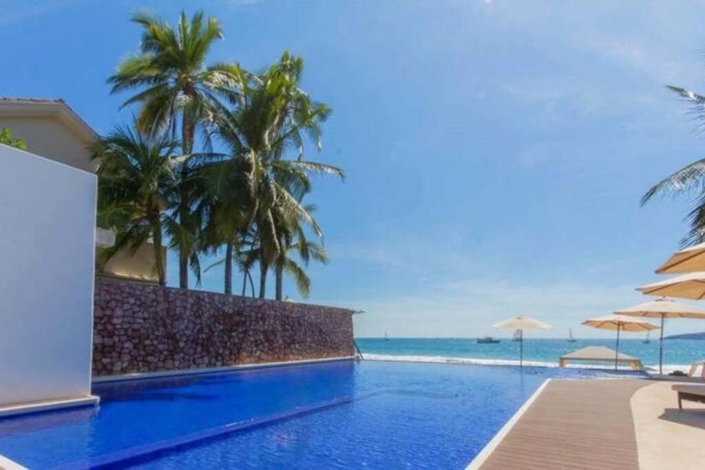 Beautiful beach front apartment in Ixtapa. view 5