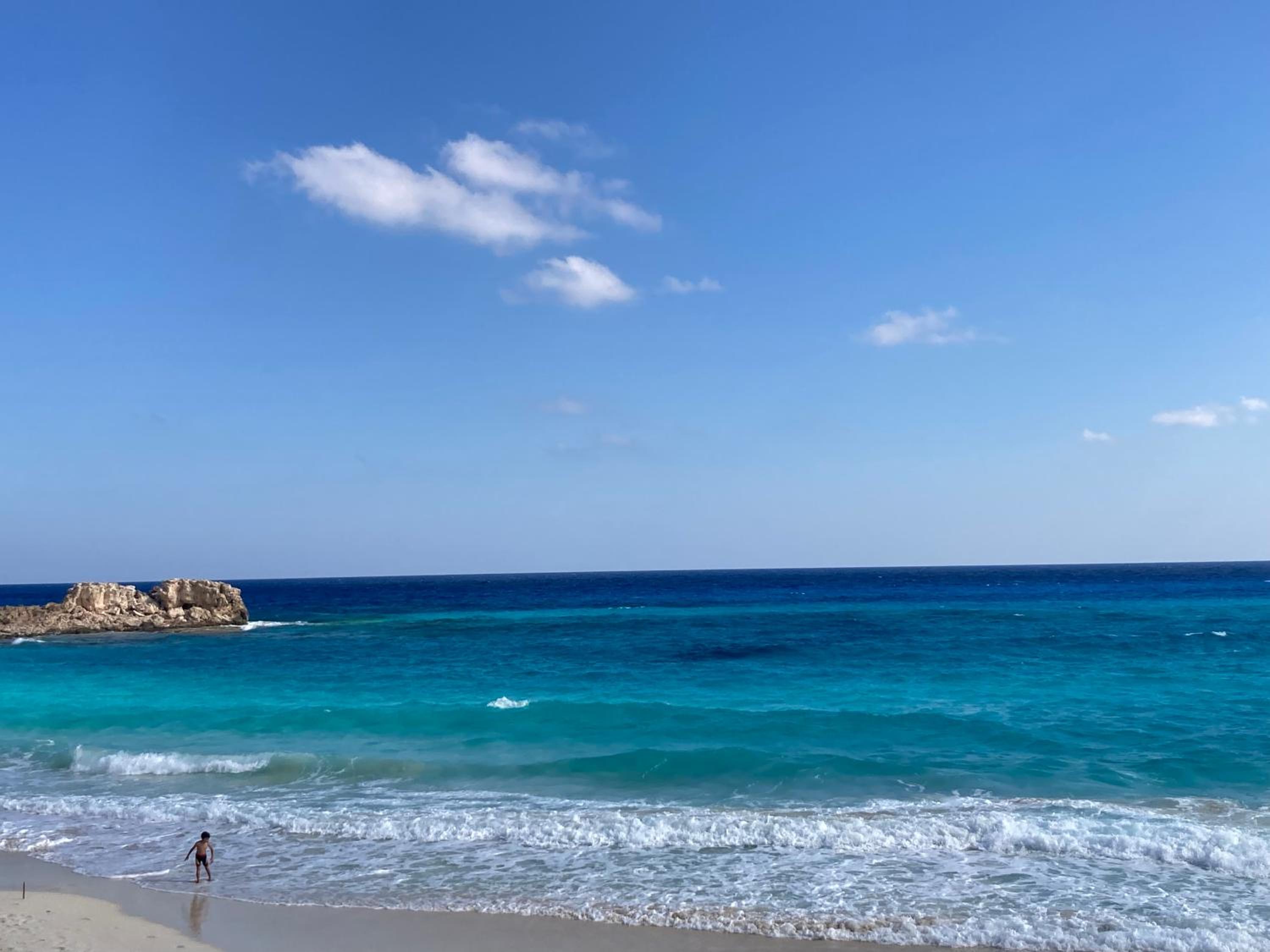 Beautiful chalet in matrouh steps to beach