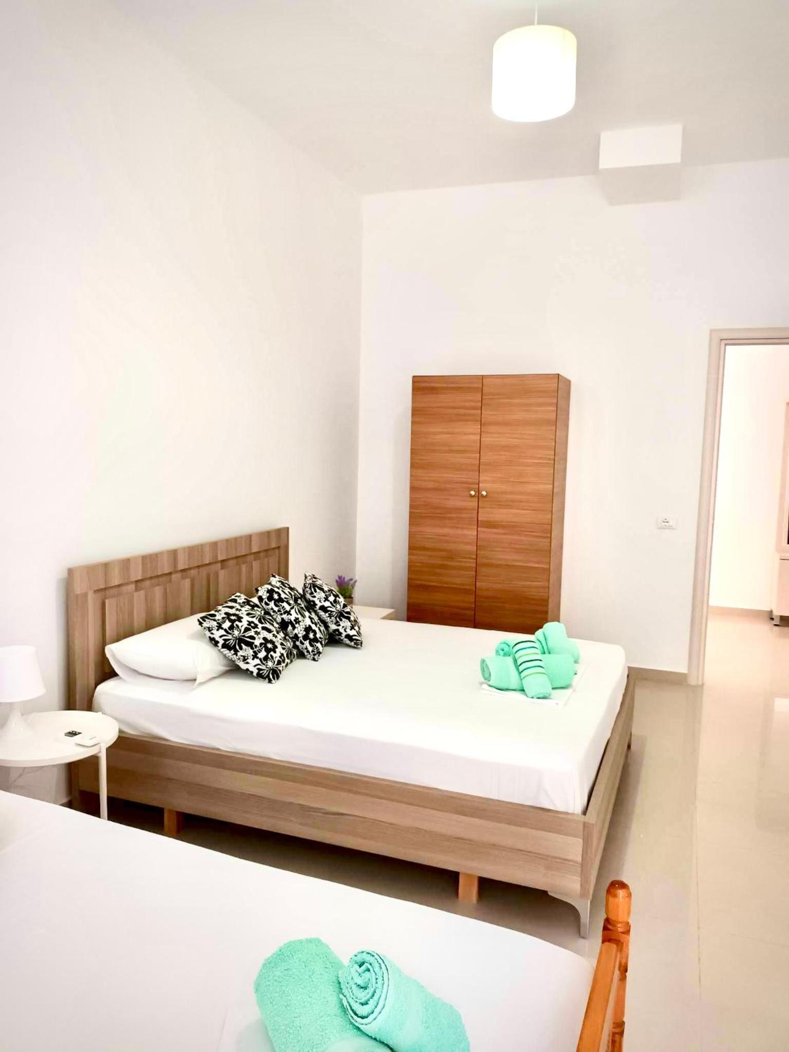 Blue Saranda room