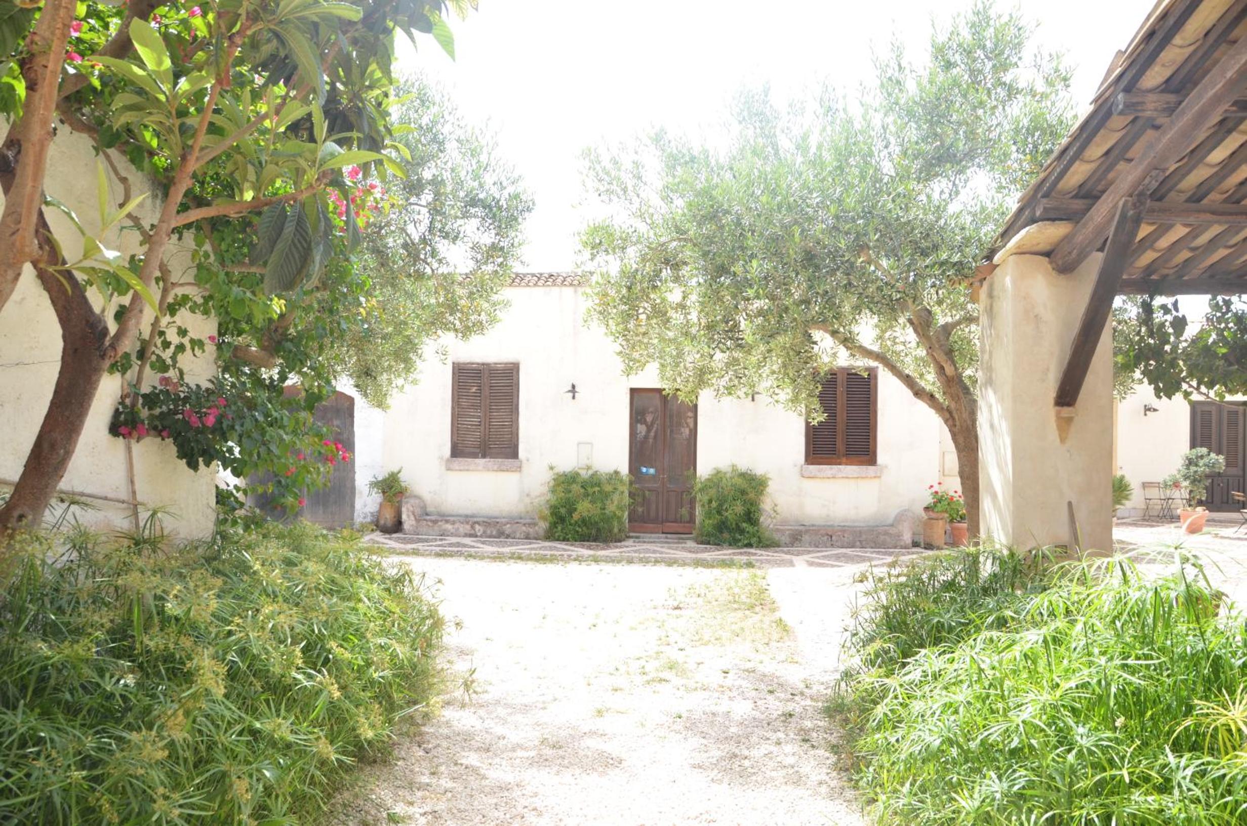 Photo 47