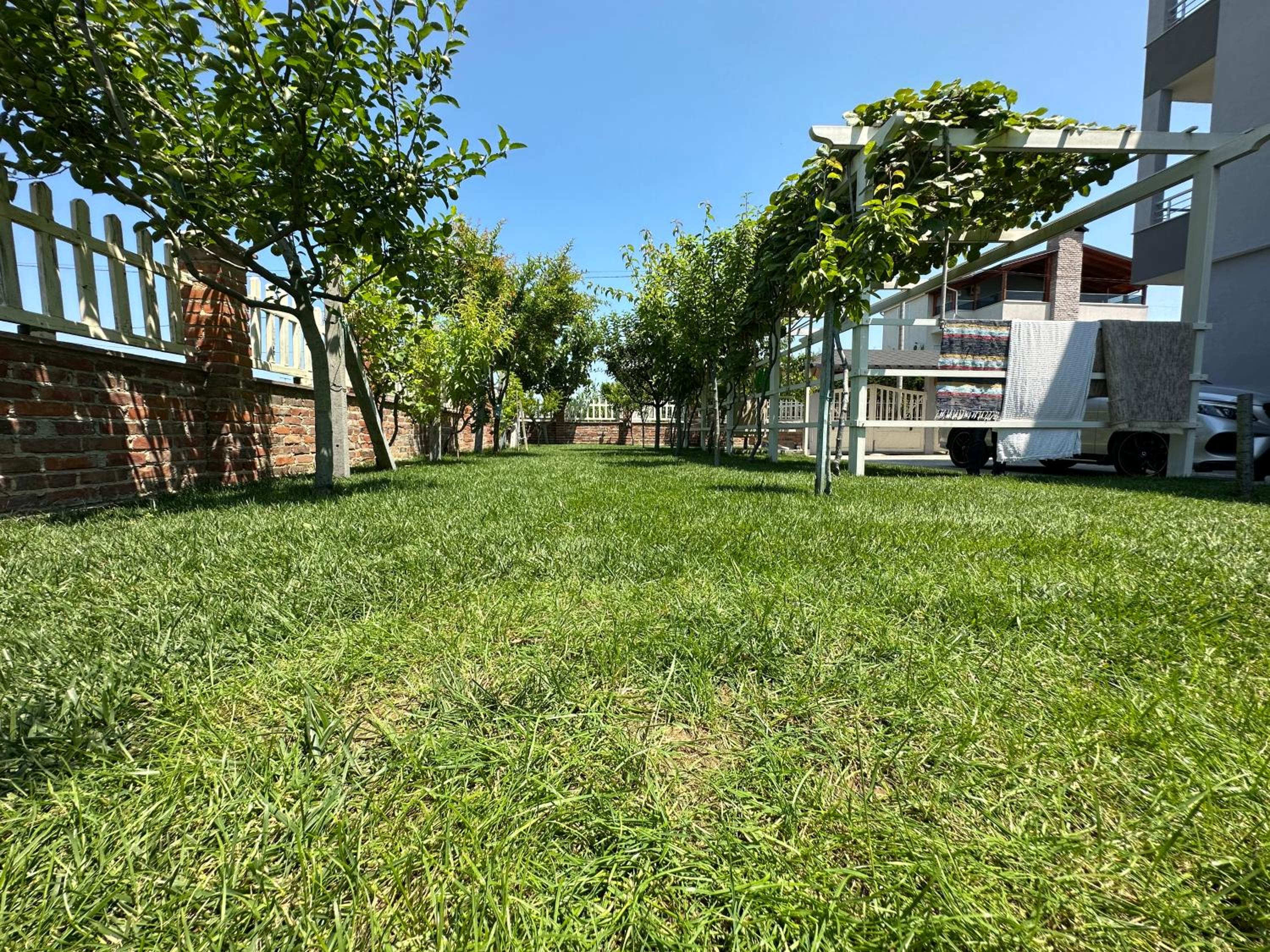 Lalzi Rental apartments