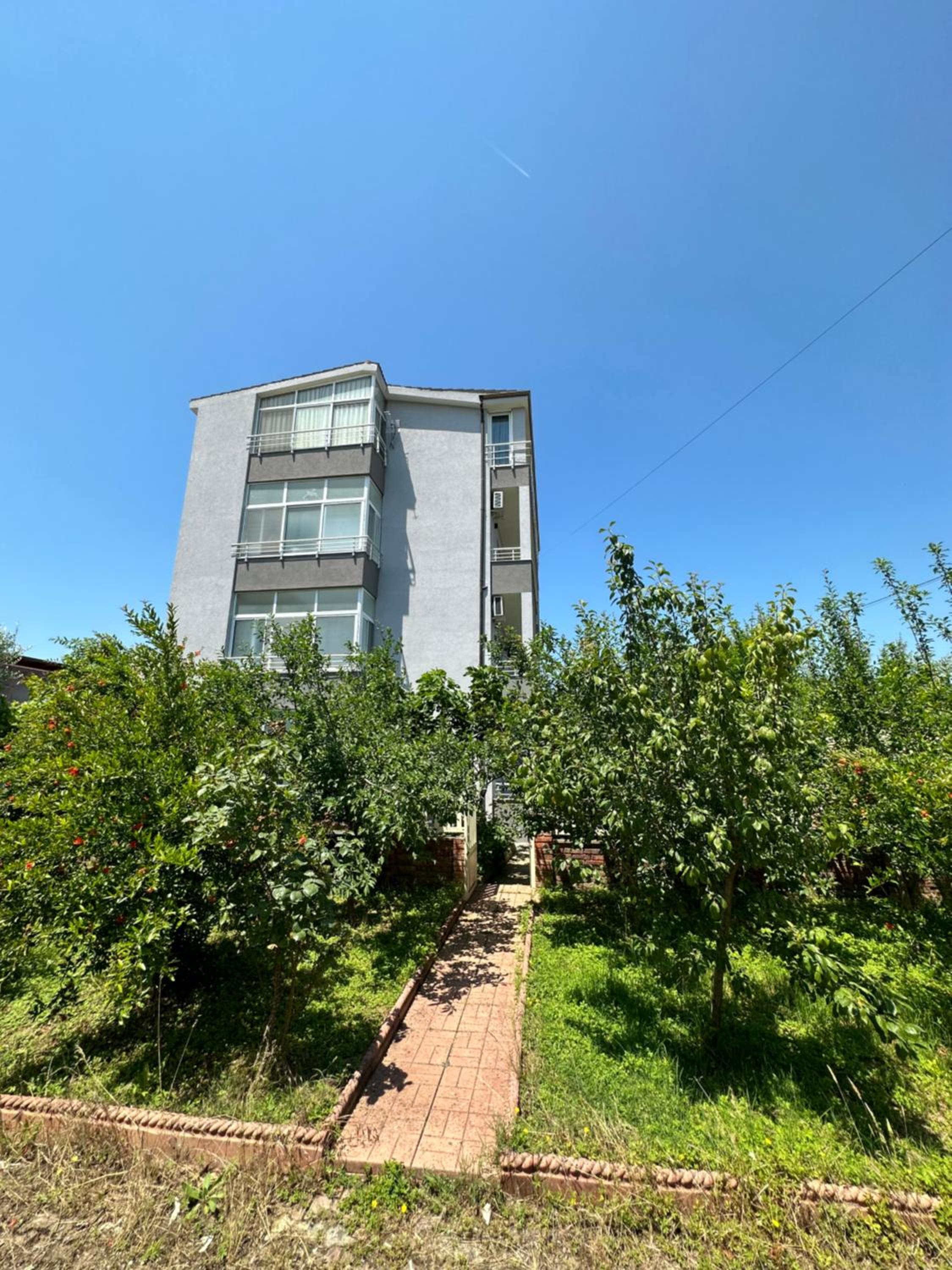 Lalzi Rental apartments