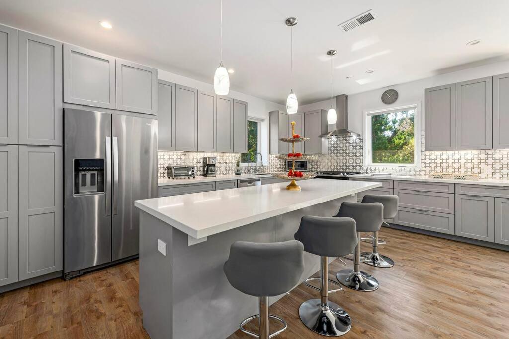 Fabulous Beach Get Away - Brand New Beach House view 2