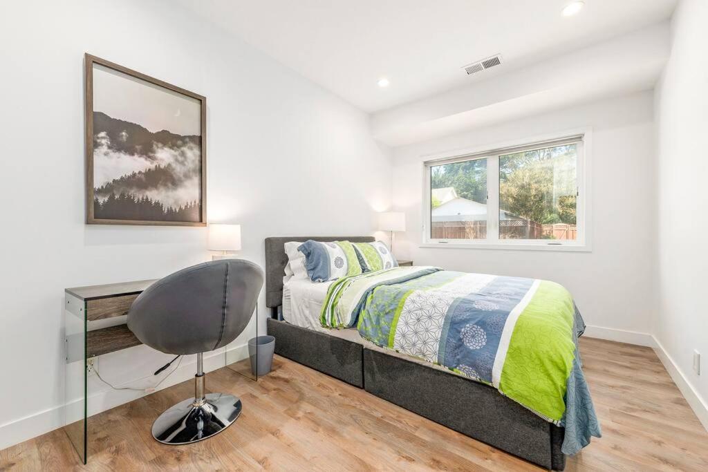 Fabulous Beach Get Away - Brand New Beach House view 3