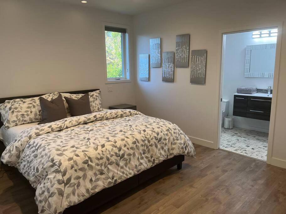 Fabulous Beach Get Away - Brand New Beach House view 4