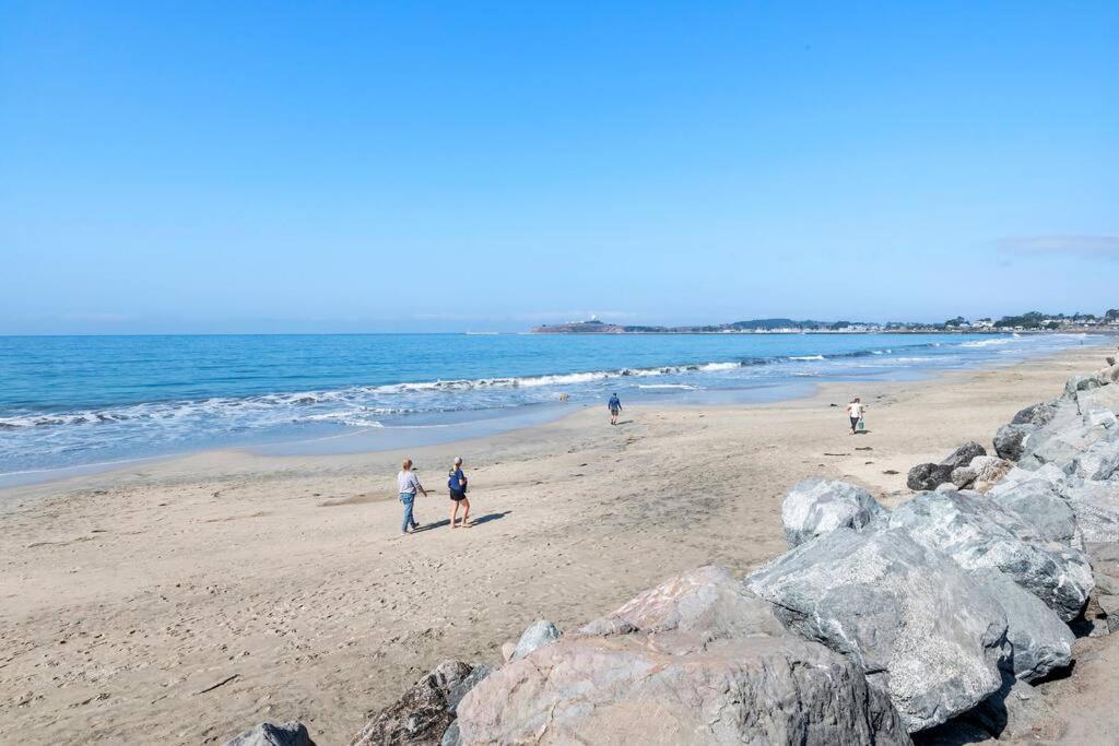 Fabulous Beach Get Away - Brand New Beach House view 5