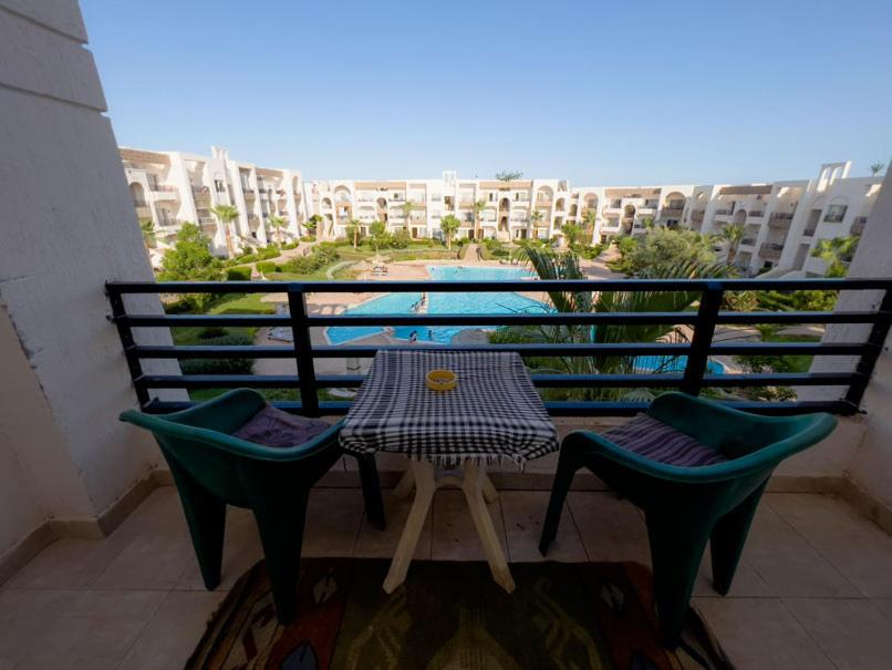 Two Bedroom at Sunny Lakes Resort