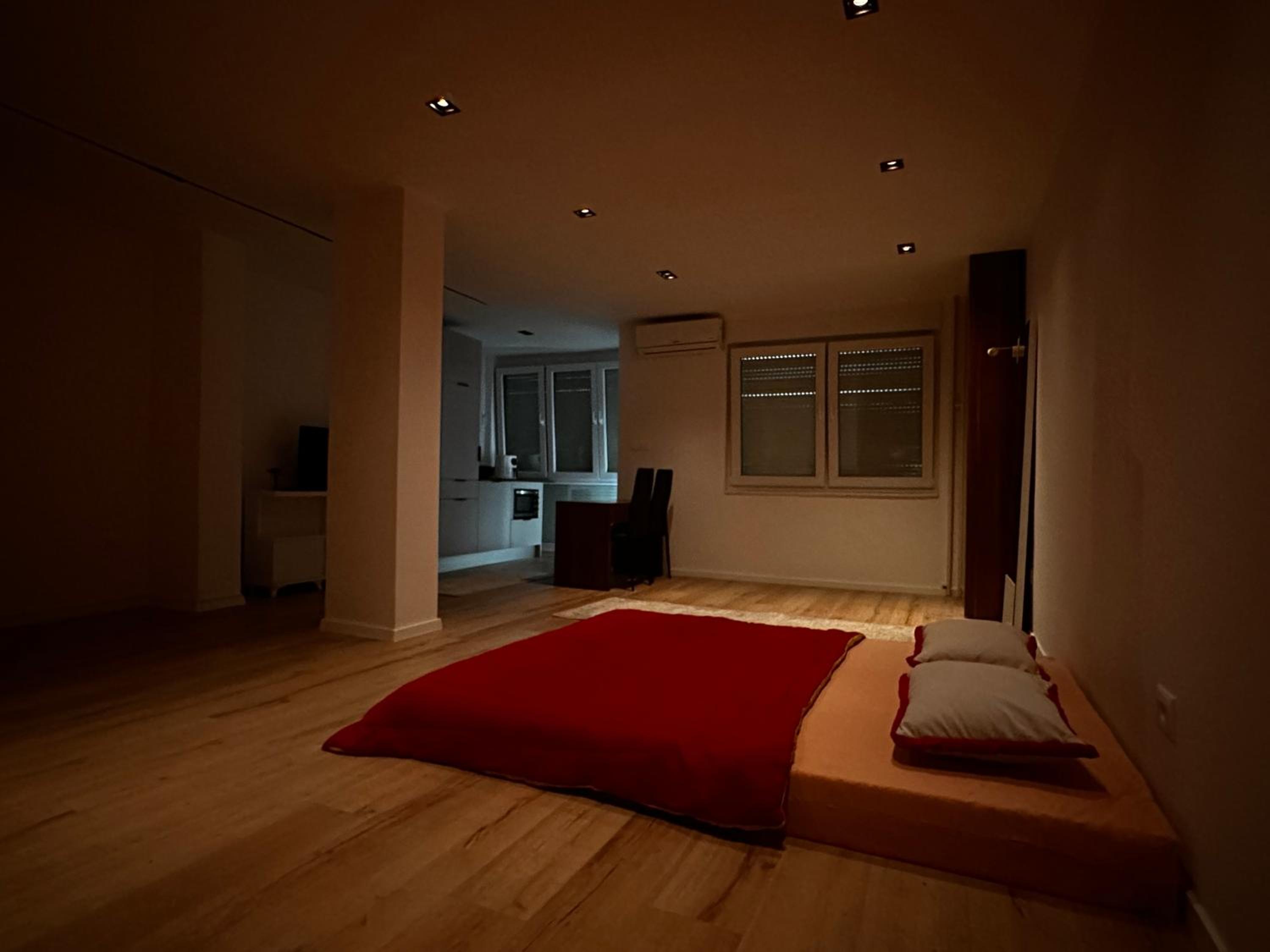 Studio Y, photo 3