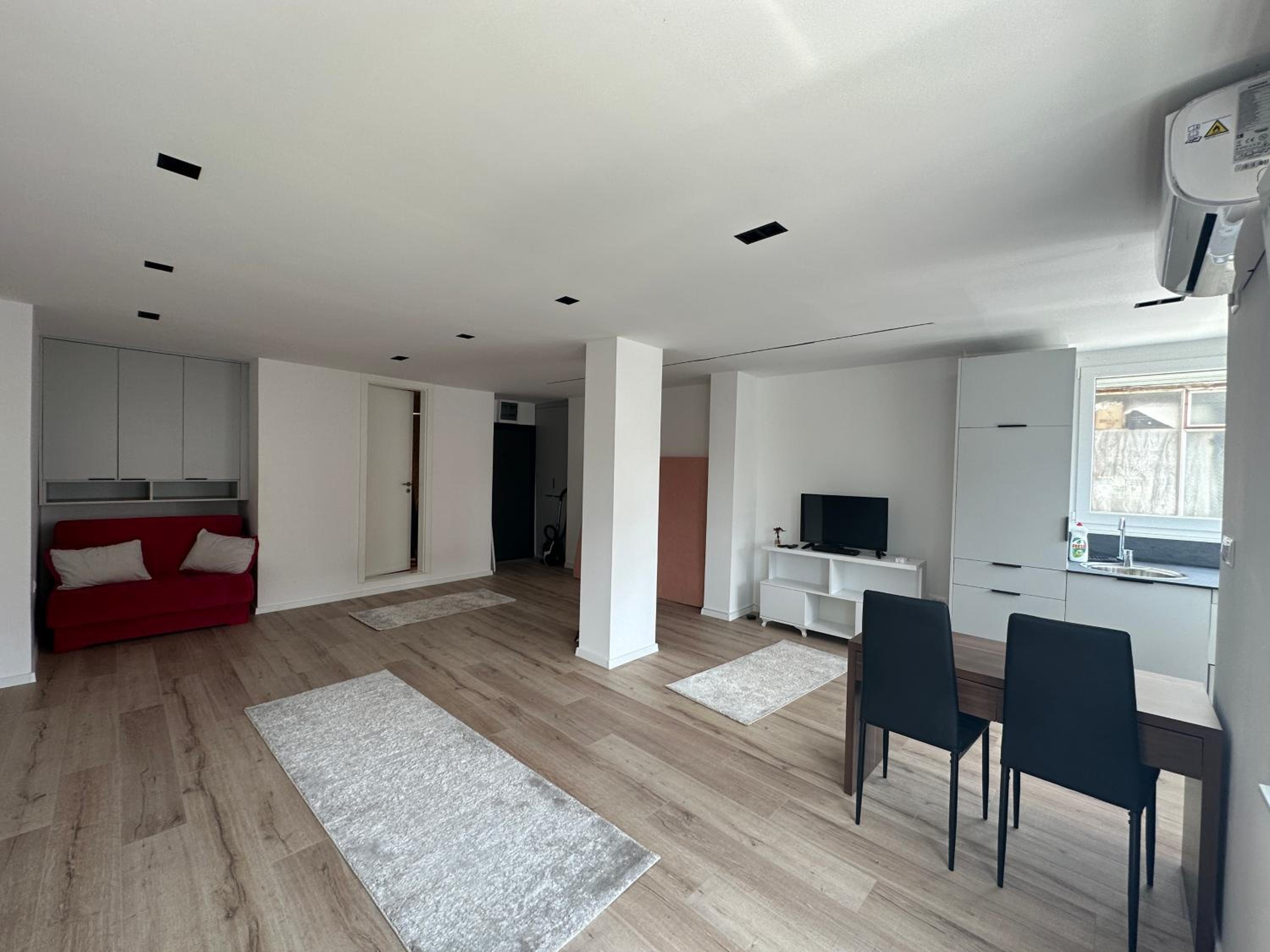 Studio Y, photo 13