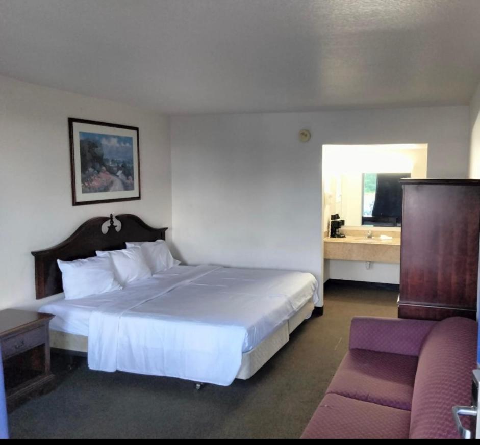 Salisbury Vacations - Travelodge by Wyndham Salisbury MD - Property Image 12