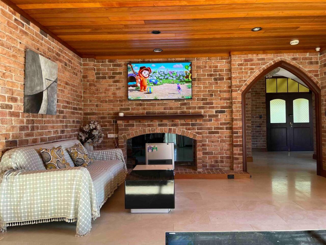 悉尼Killara Luxurious 8BR House 360 degree view