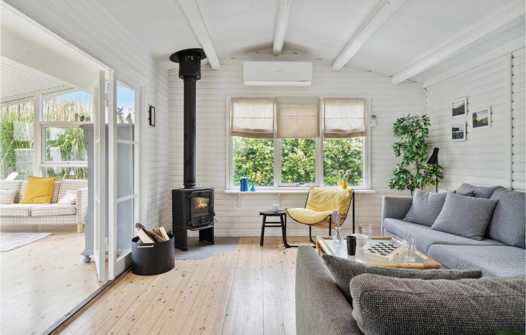 3 Bedroom Amazing Home In Otterup view 2
