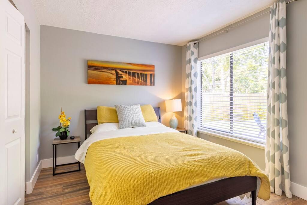 Charming townhome w/ private backyard  fire pit - Property Image 20