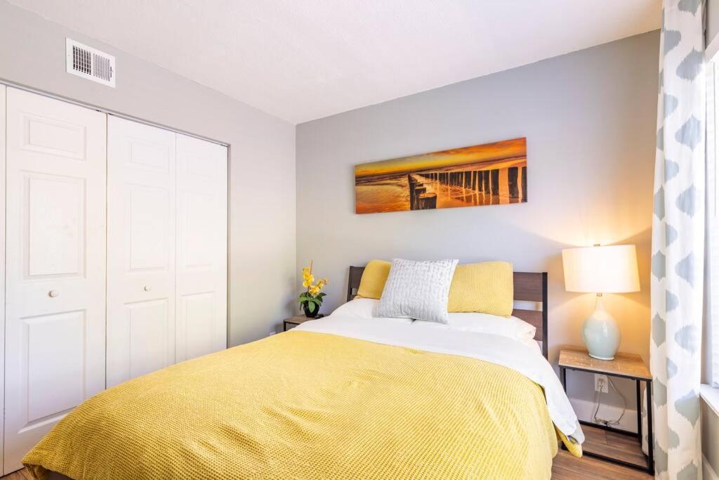 Charming townhome w/ private backyard  fire pit - Property Image 13