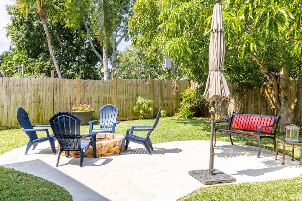 Charming townhome w/ private backyard  fire pit - Property Image 2