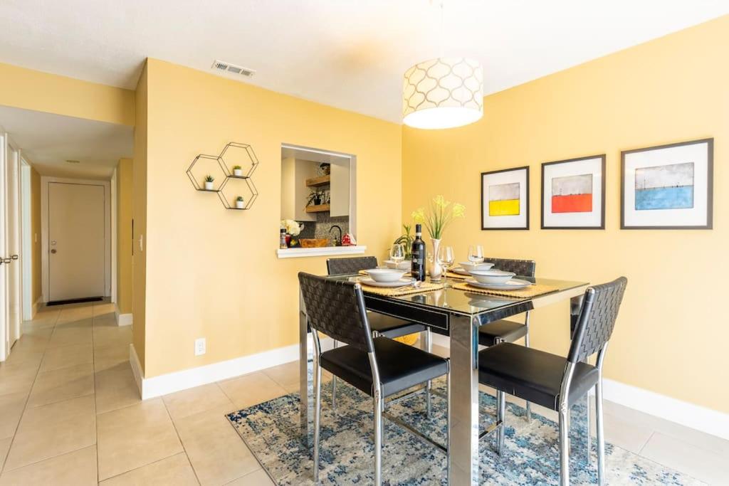 Charming townhome w/ private backyard  fire pit - Property Image 40