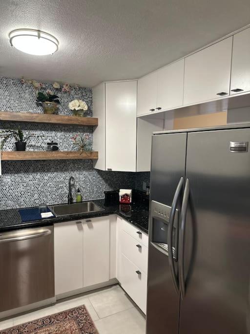 Charming townhome w/ private backyard  fire pit - Property Image 38