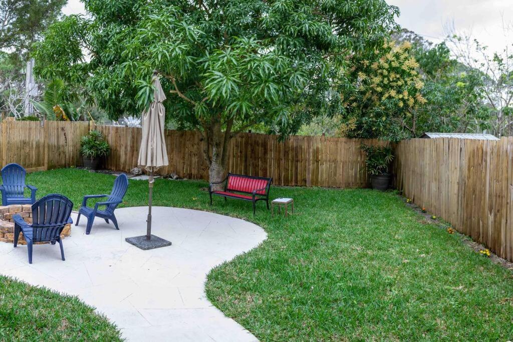 Charming townhome w/ private backyard  fire pit - Property Image 26