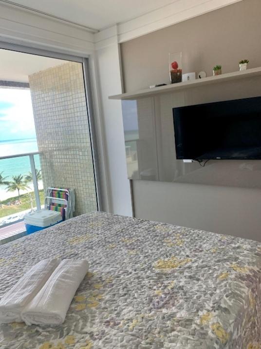 Flat maravilhosa vista beira mar de Intermares 605