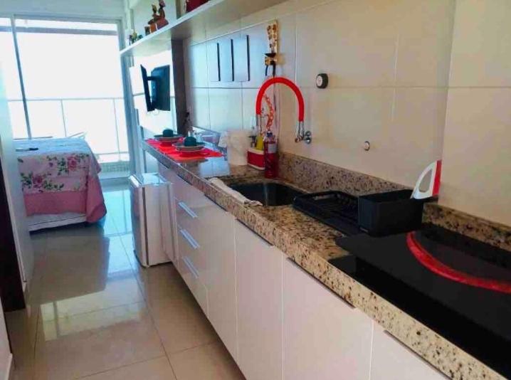 Flat maravilhosa vista beira mar de Intermares 605