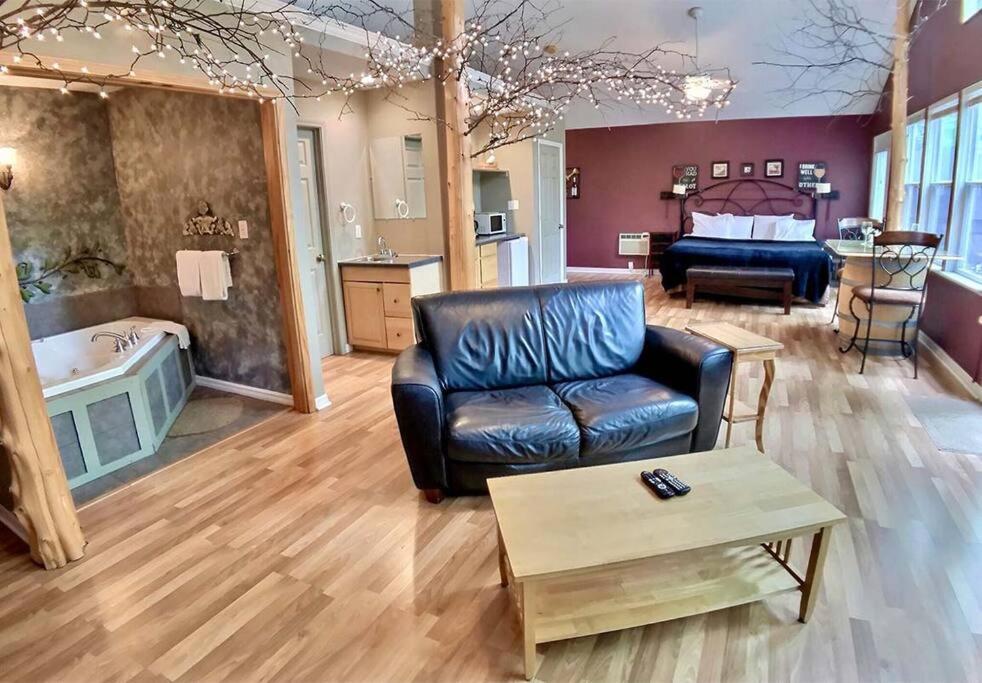 Oak Crest – Mountain Chalet/#9