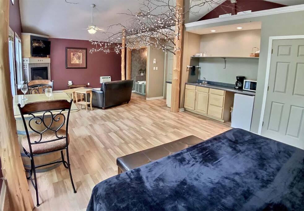 Oak Crest – Mountain Chalet/#9