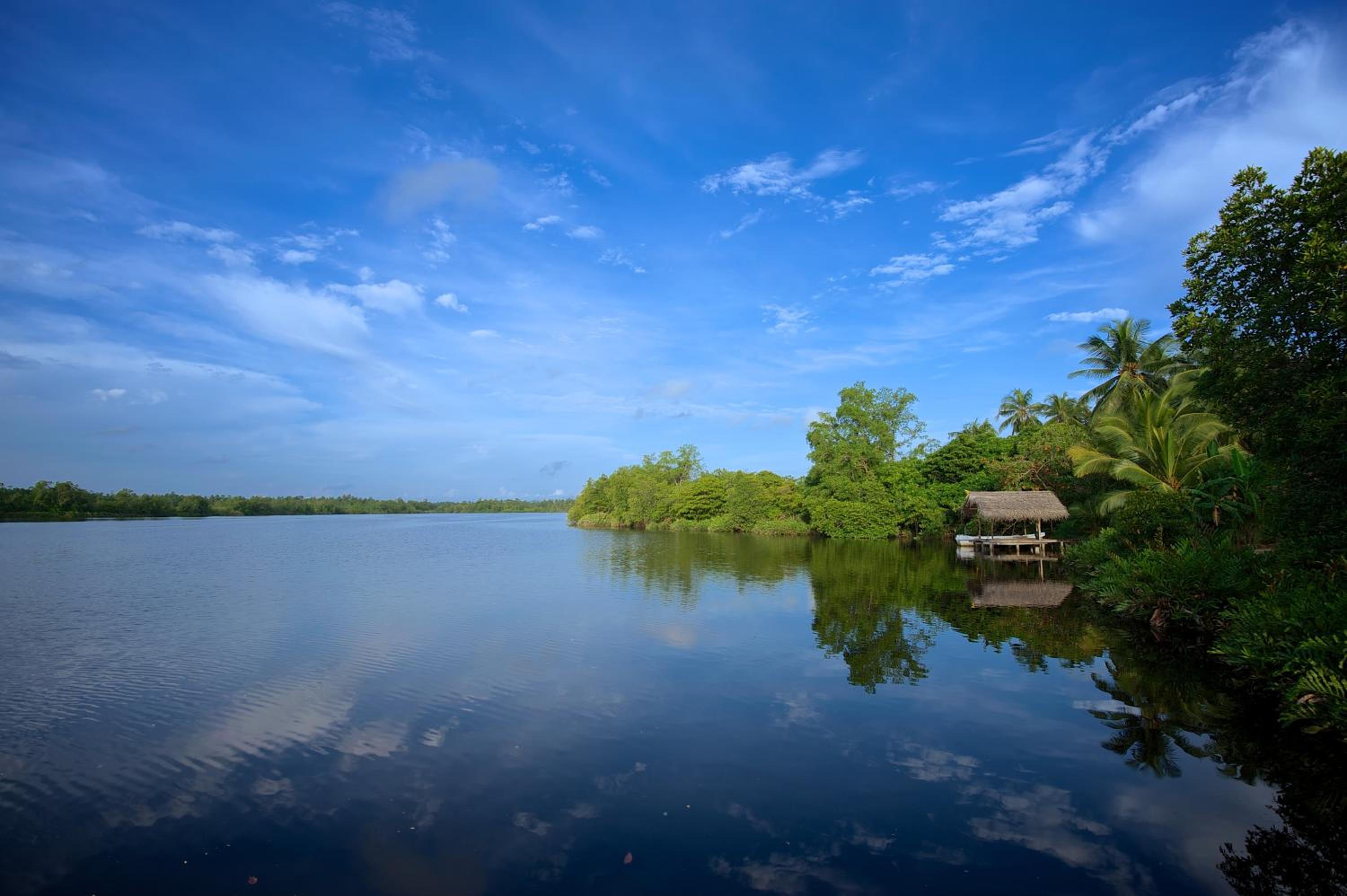 Yathra Houseboat