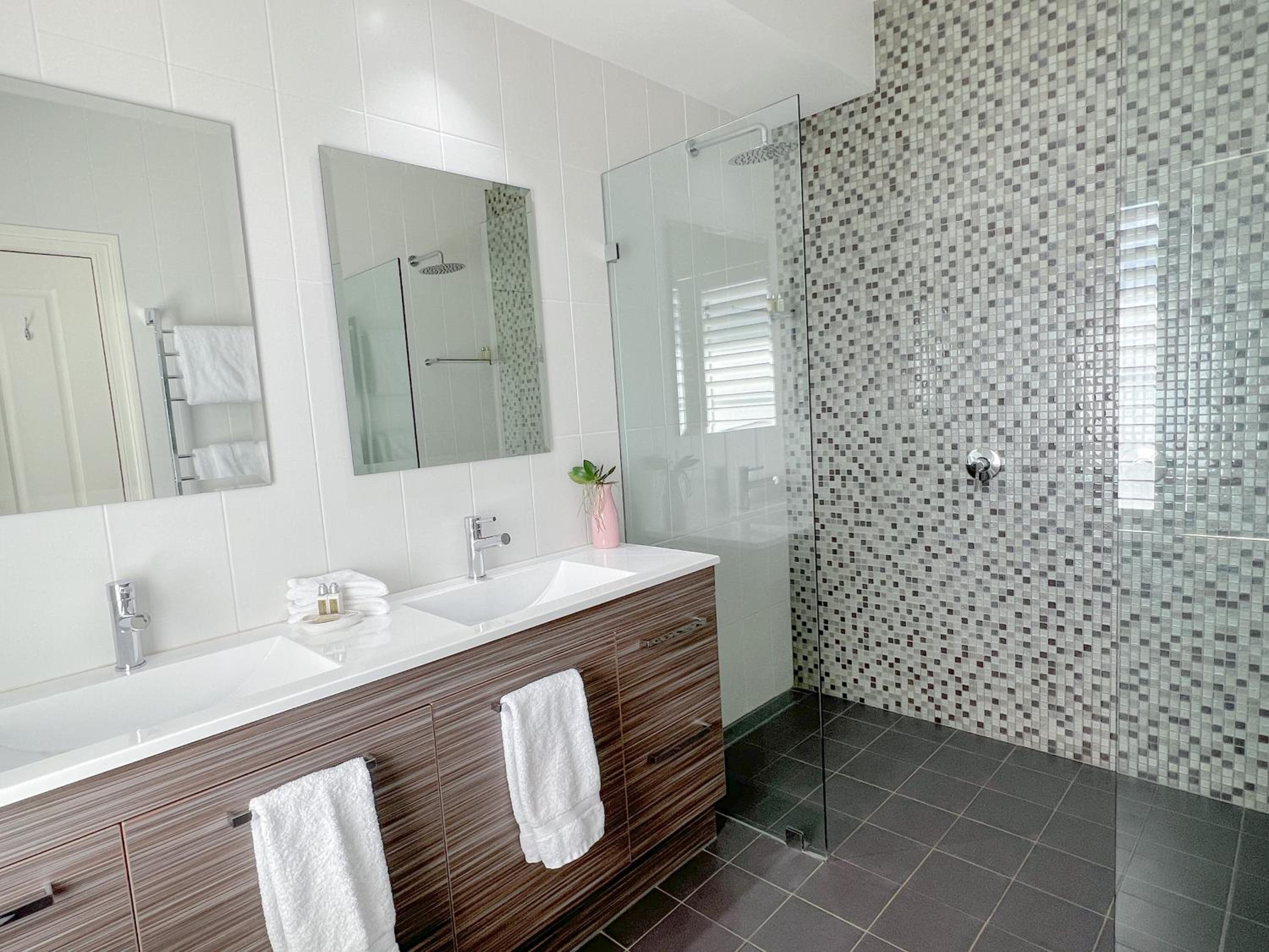 The Monarch Tumut - Luxury in the valley