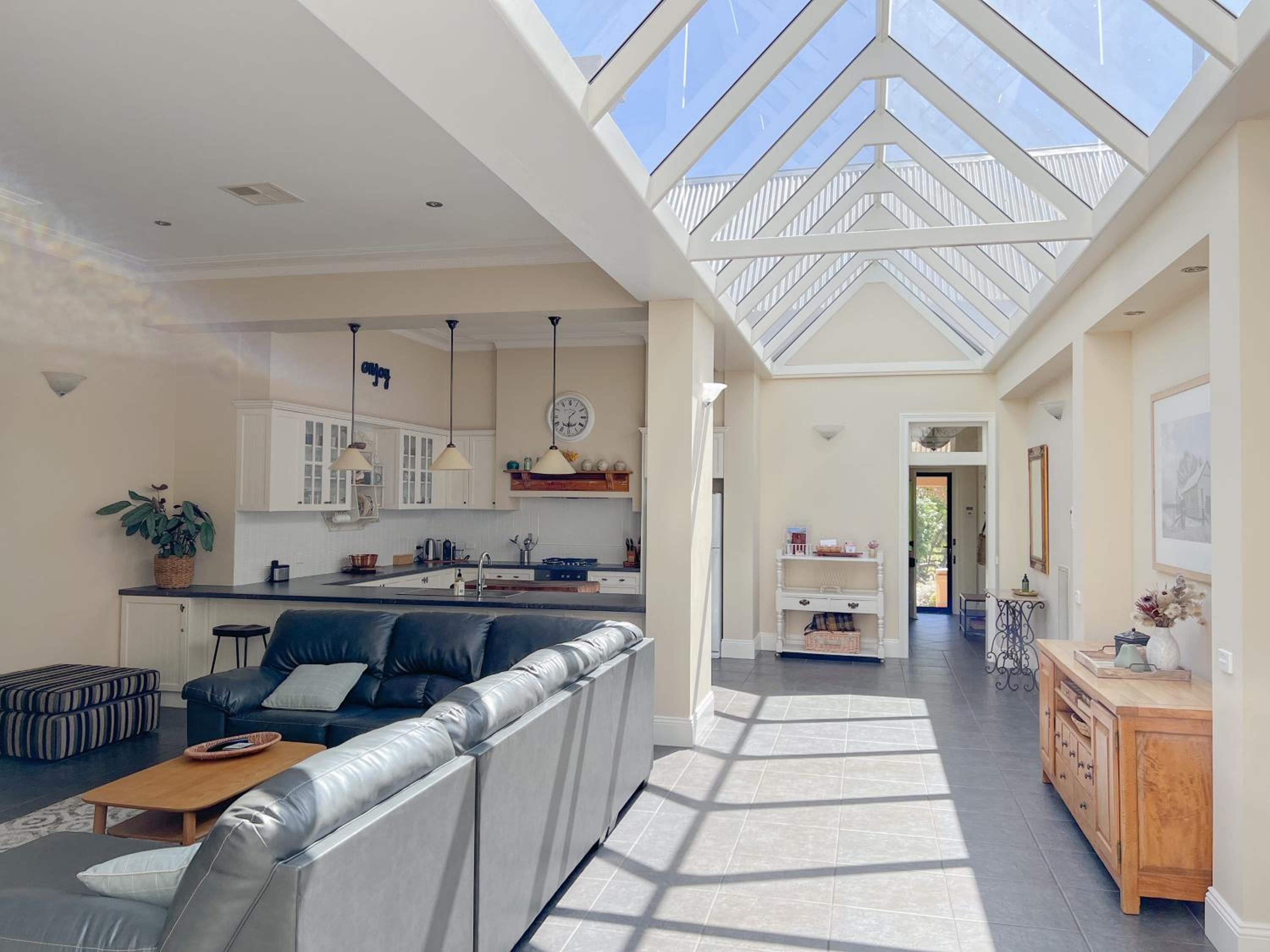 The Monarch Tumut - Luxury in the valley