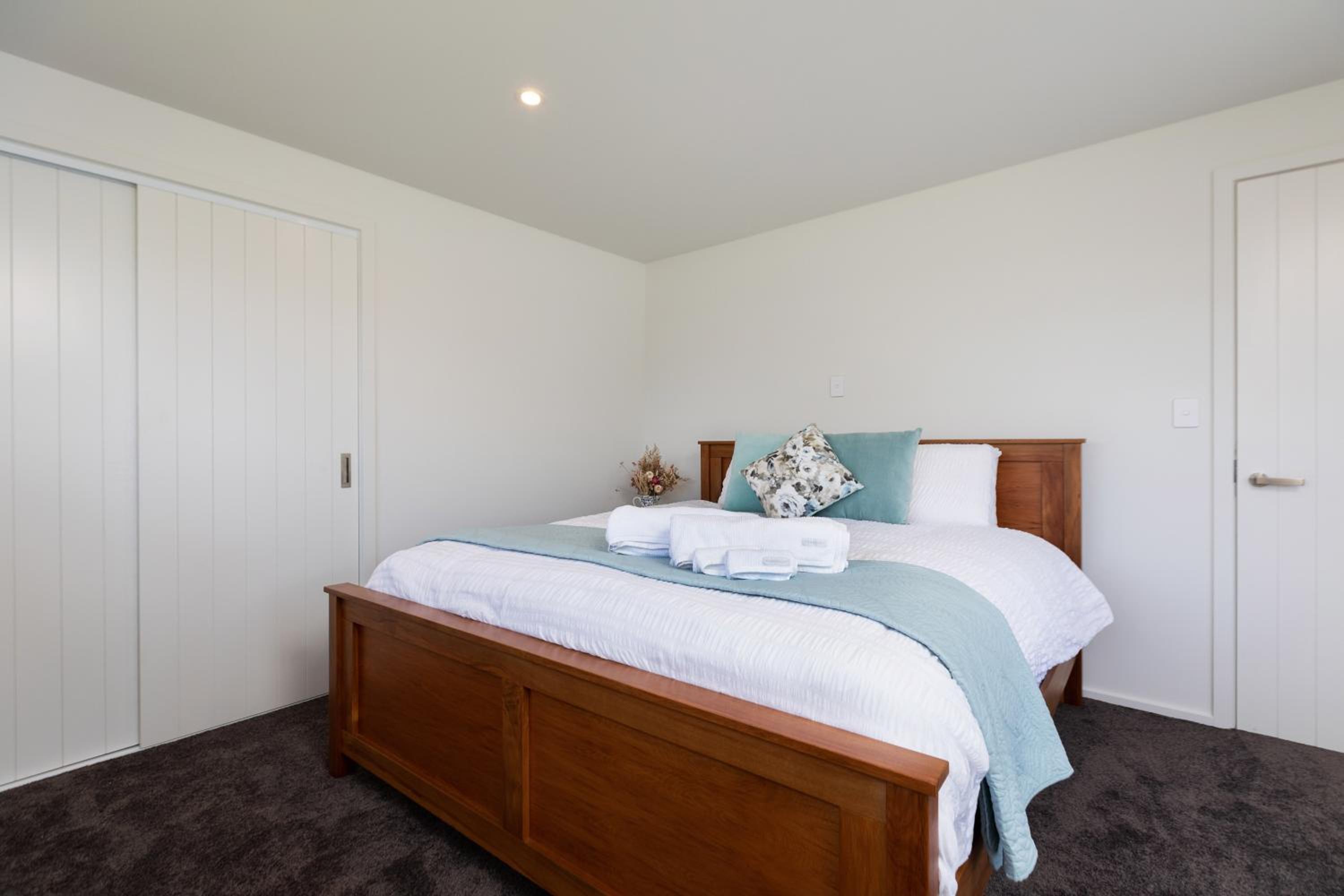 Oakura Beach Front Apartments