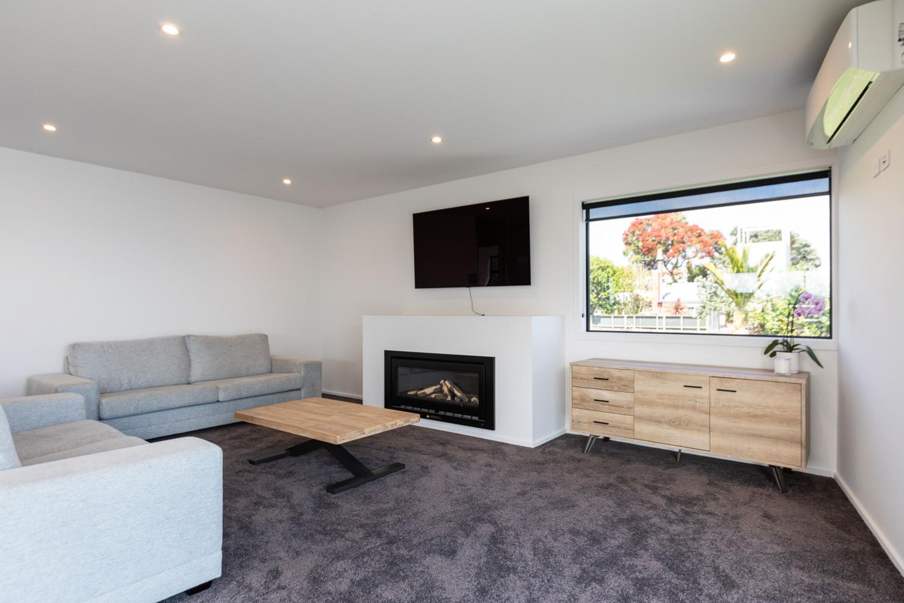 Oakura Beach Front Apartments
