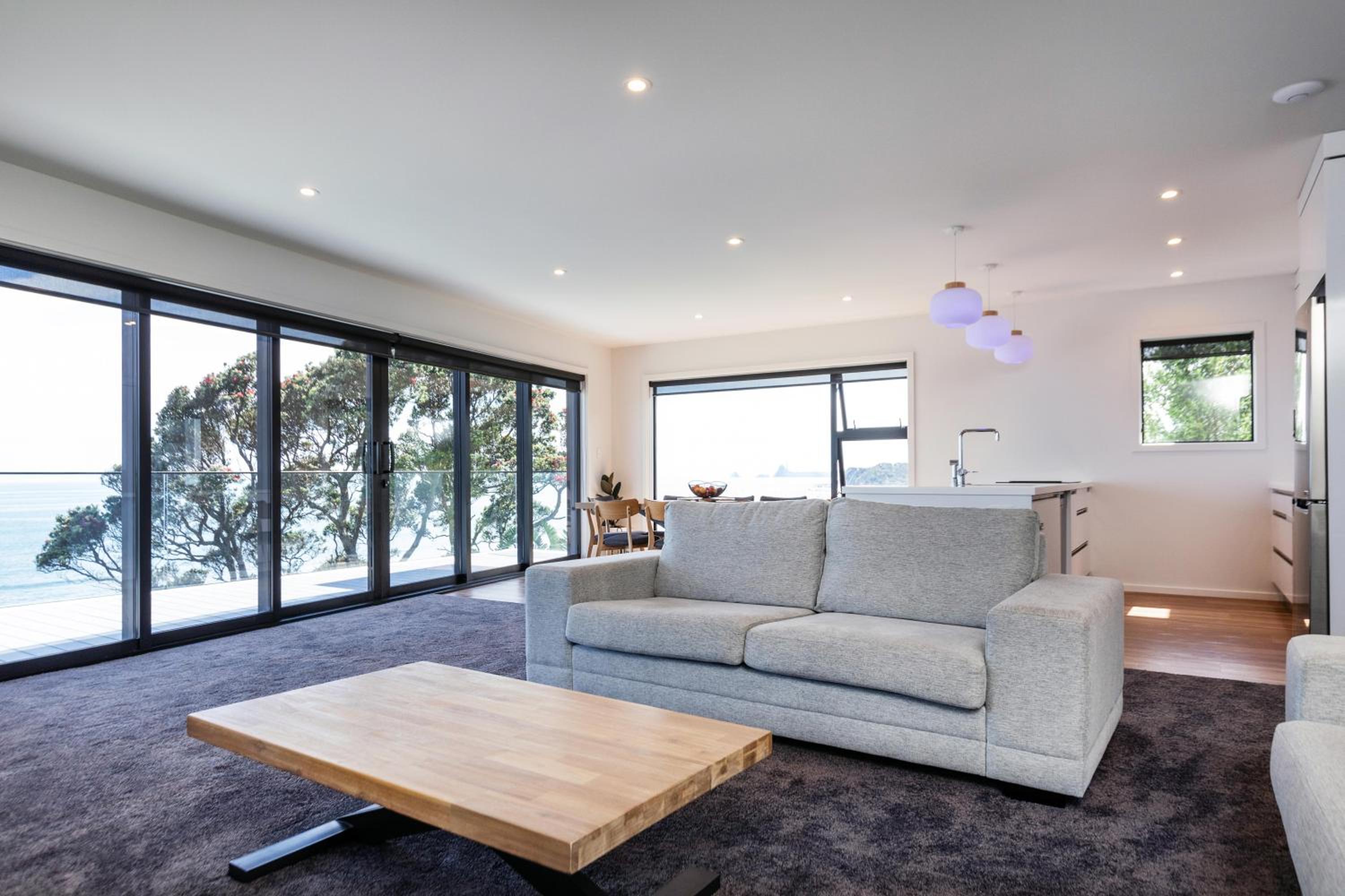 Oakura Beach Front Apartments