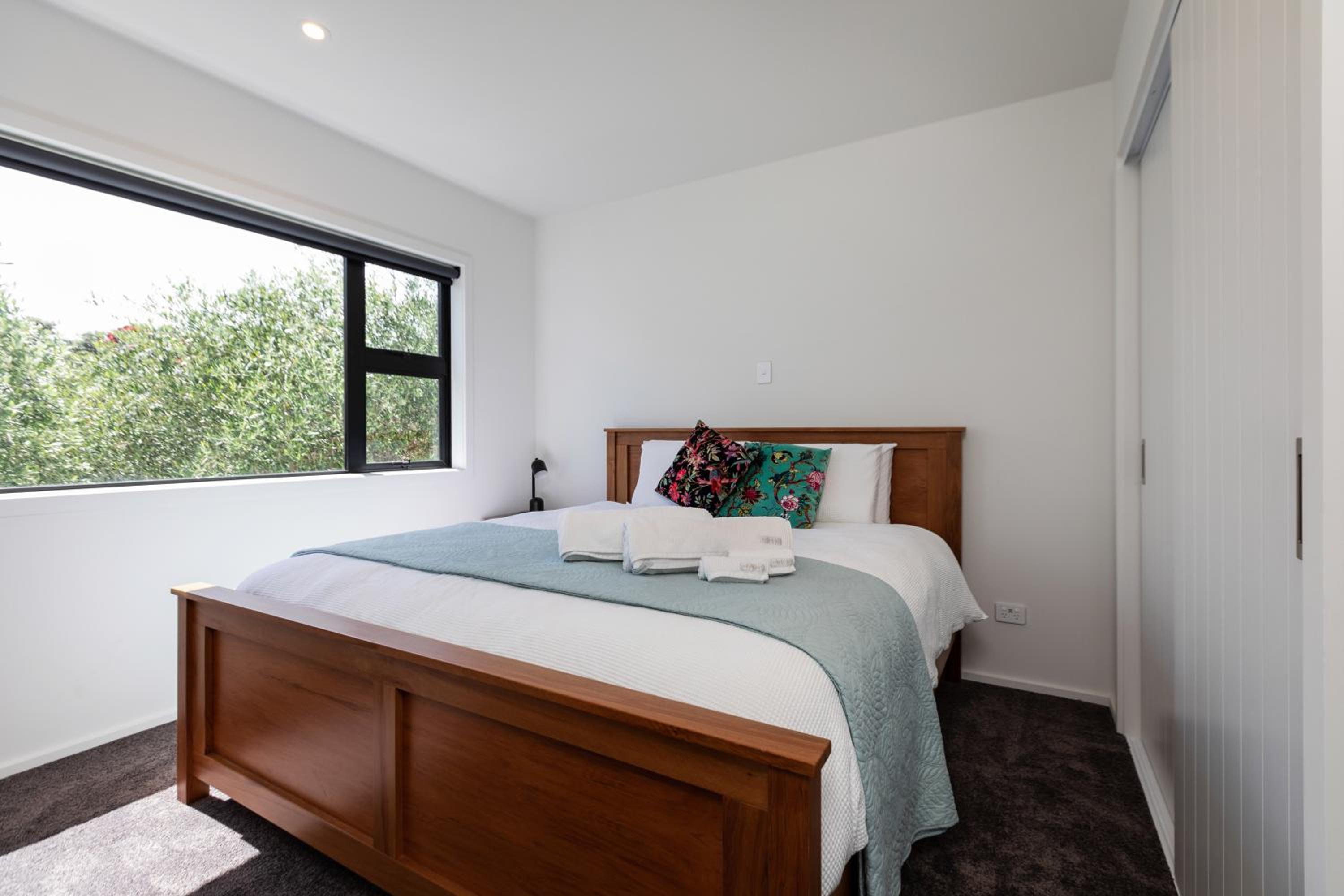 Oakura Beach Front Apartments