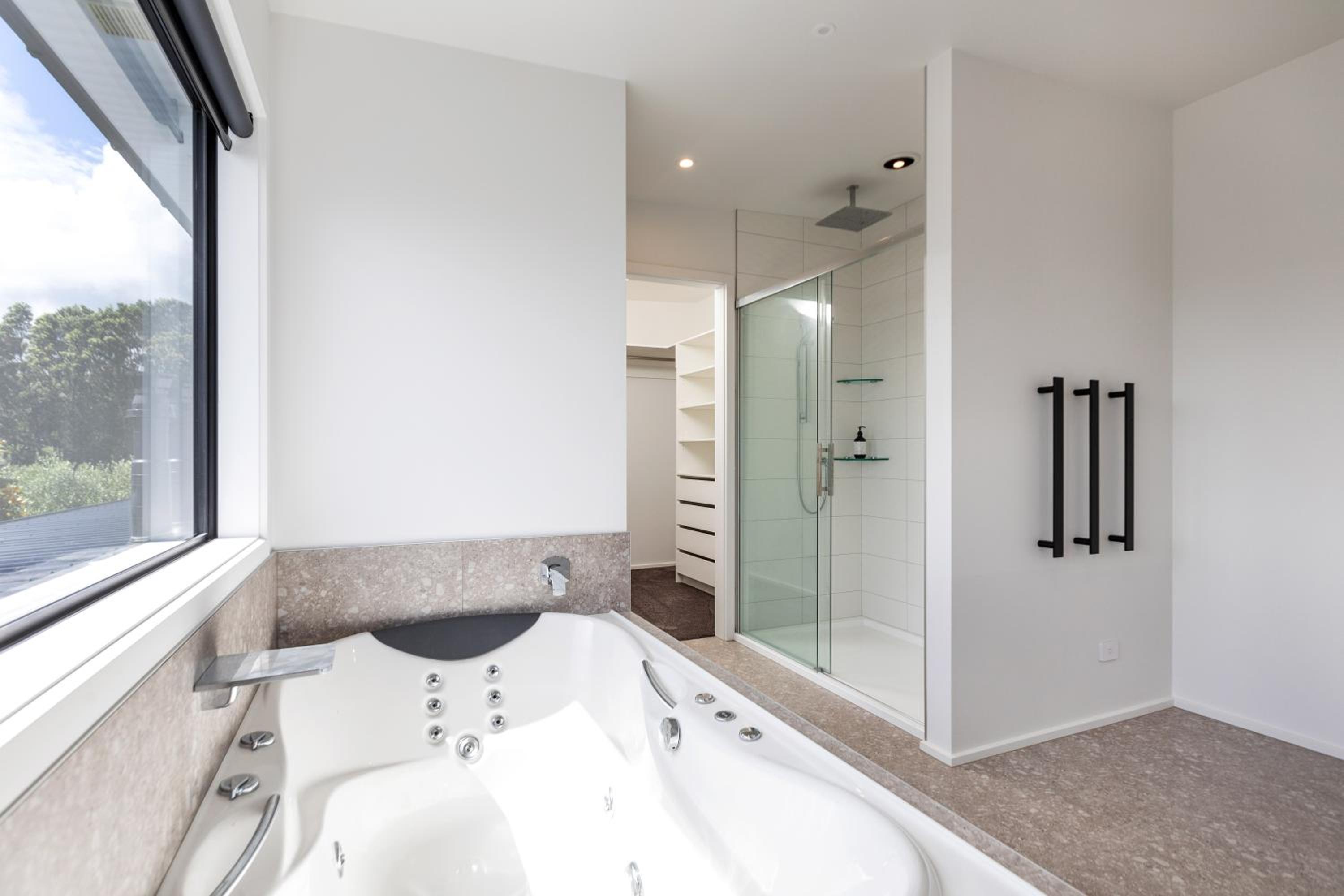 Oakura Beach Front Apartments