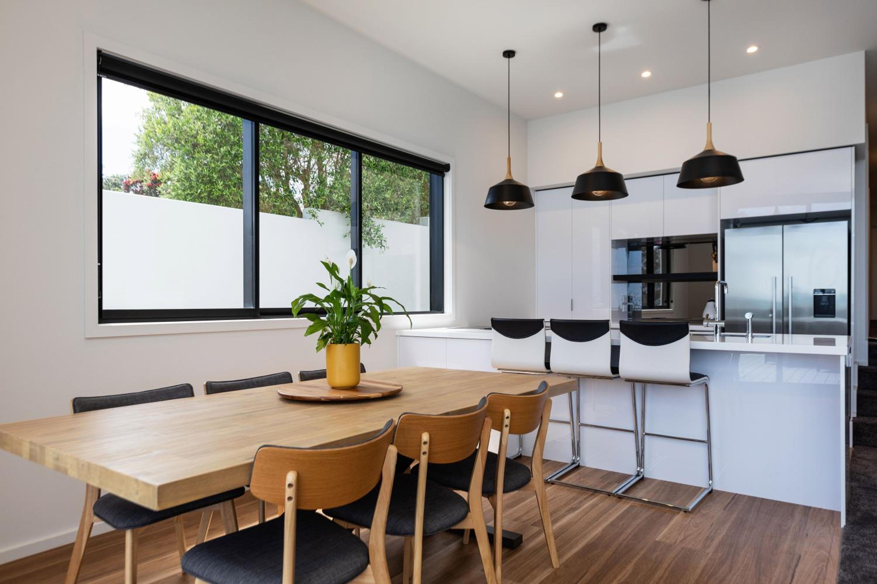 Oakura Beach Front Apartments