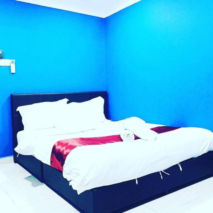 4BR Landed House Bandar Baru Bangi - All bedrooms AC, Wi-Fi photo 2