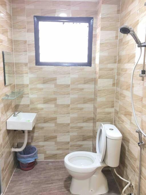 4BR Landed House Bandar Baru Bangi - All bedrooms AC, Wi-Fi photo 6