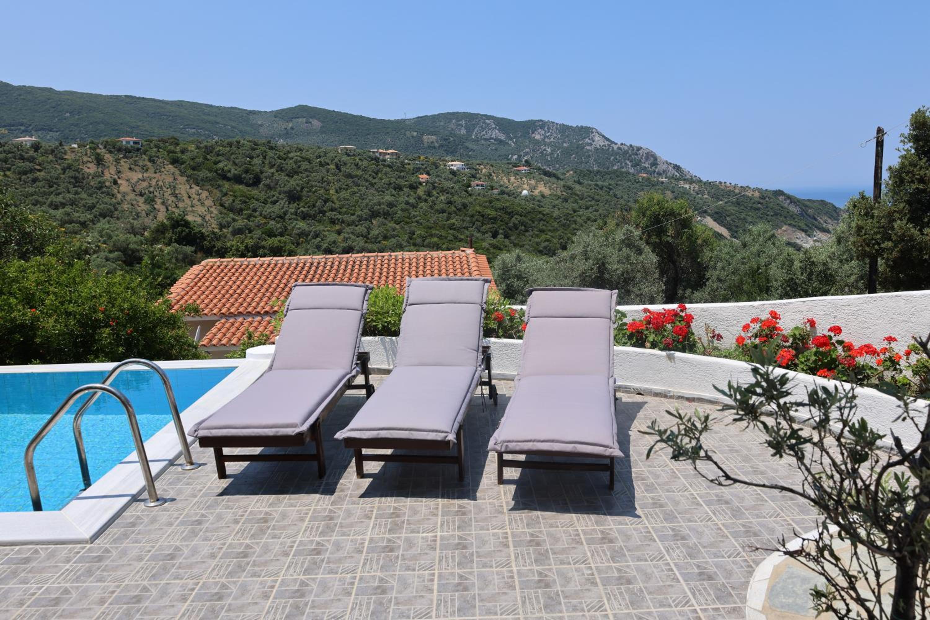 VILLA LIA-SKIATHOS-PRIVATE POOL-