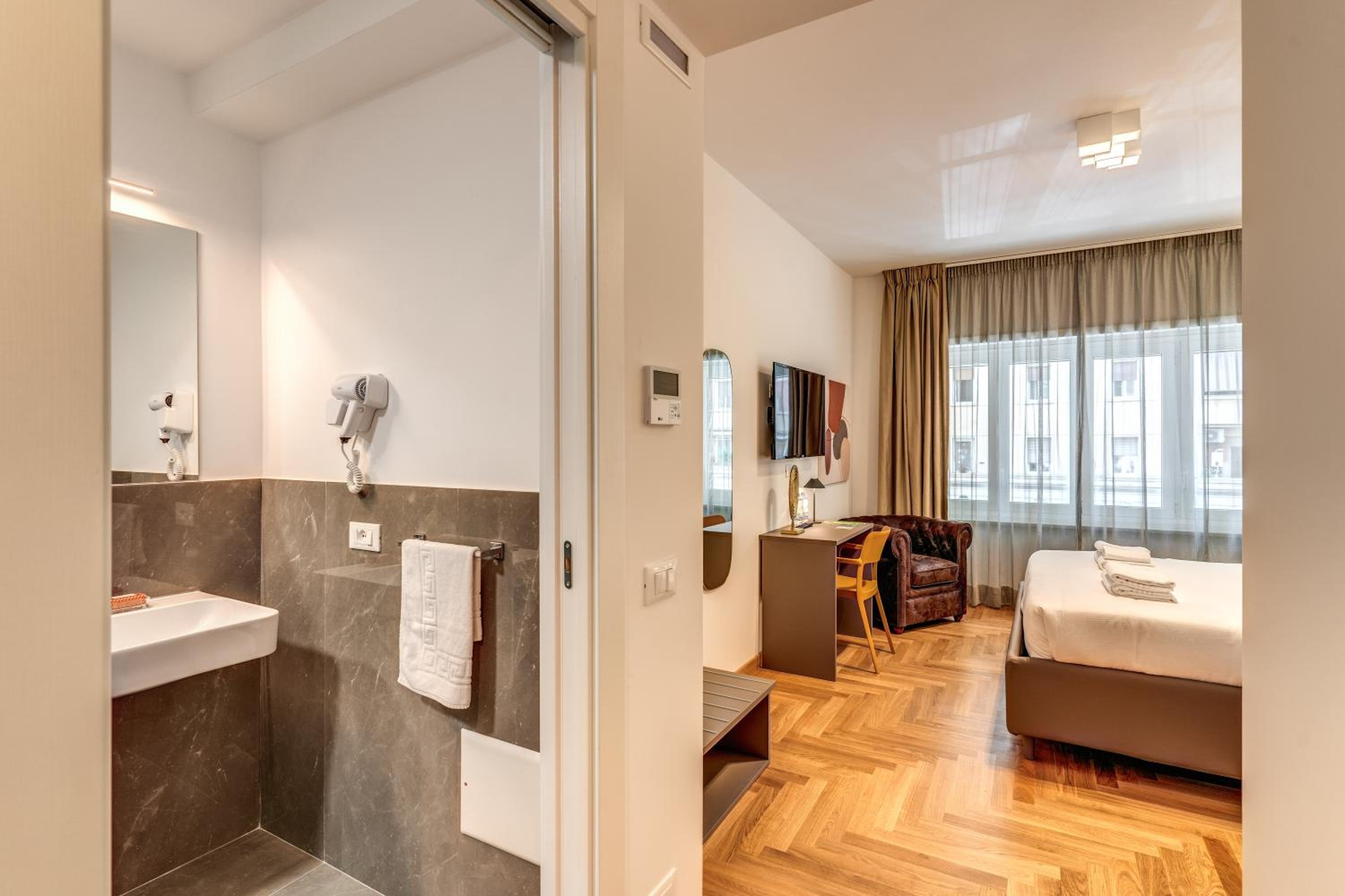 hotel room