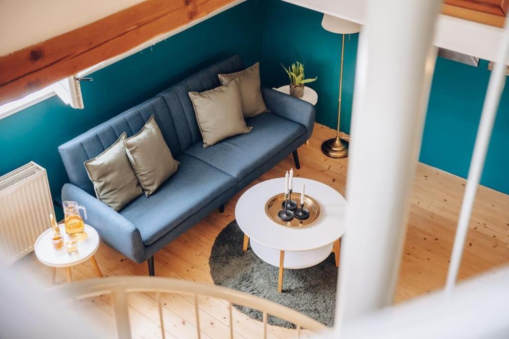 Exclusive 2 floor design studio