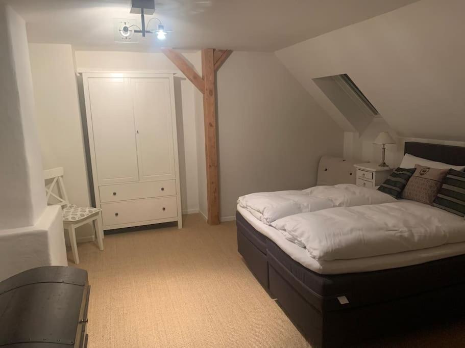 Große Ferienwohnung im Landhaus Labes (Stechlinsee)