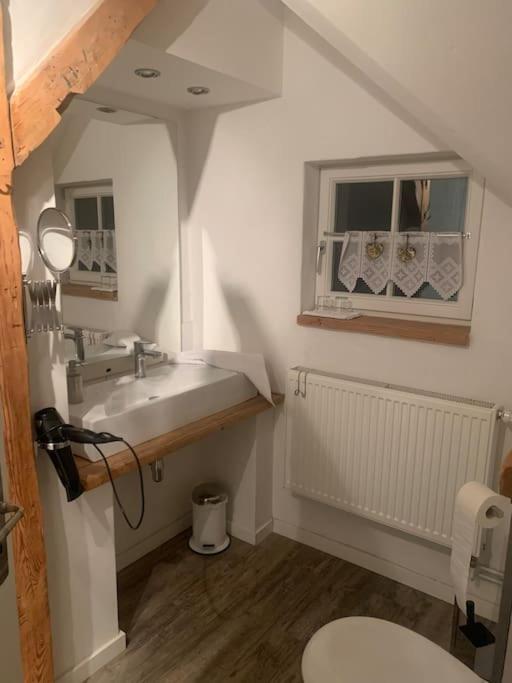 Große Ferienwohnung im Landhaus Labes (Stechlinsee)