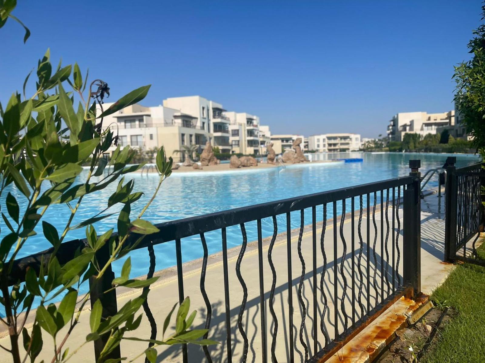 chalet 2 bedroom with garden on lagoon in blanca 200g3 view 5