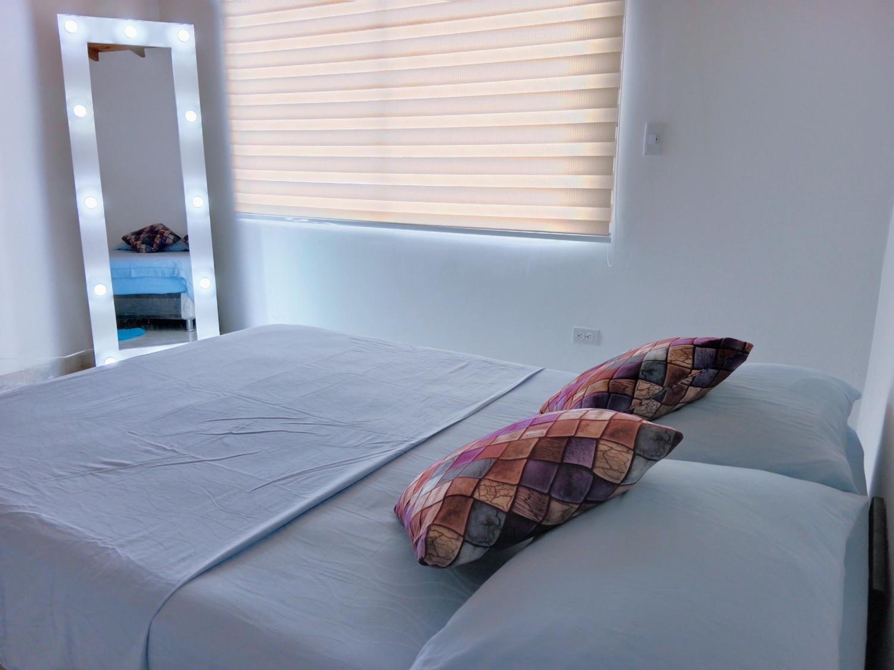 Hermosa y amplia habitación - Baño privado