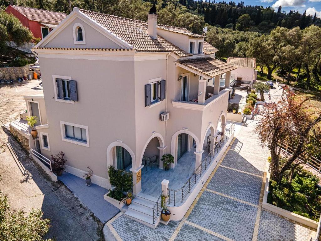 Gialos Holiday House