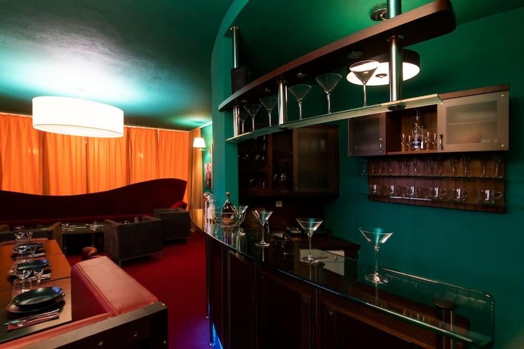 Private Hostel Casino Royal