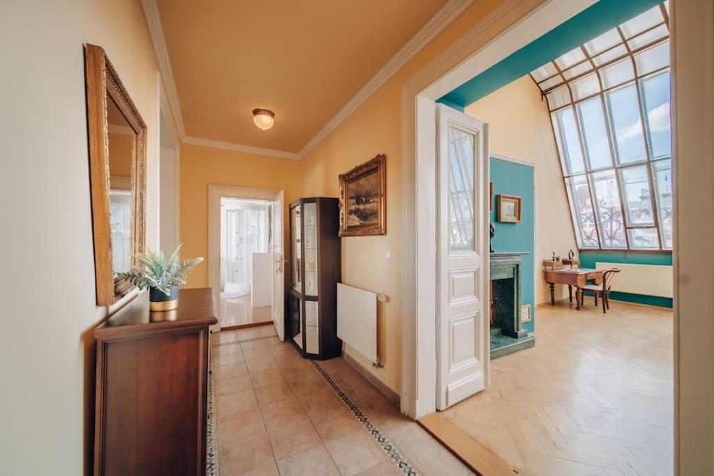 Magnificent historical penthouse in the heart of Prague