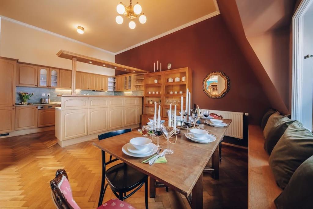 Magnificent historical penthouse in the heart of Prague