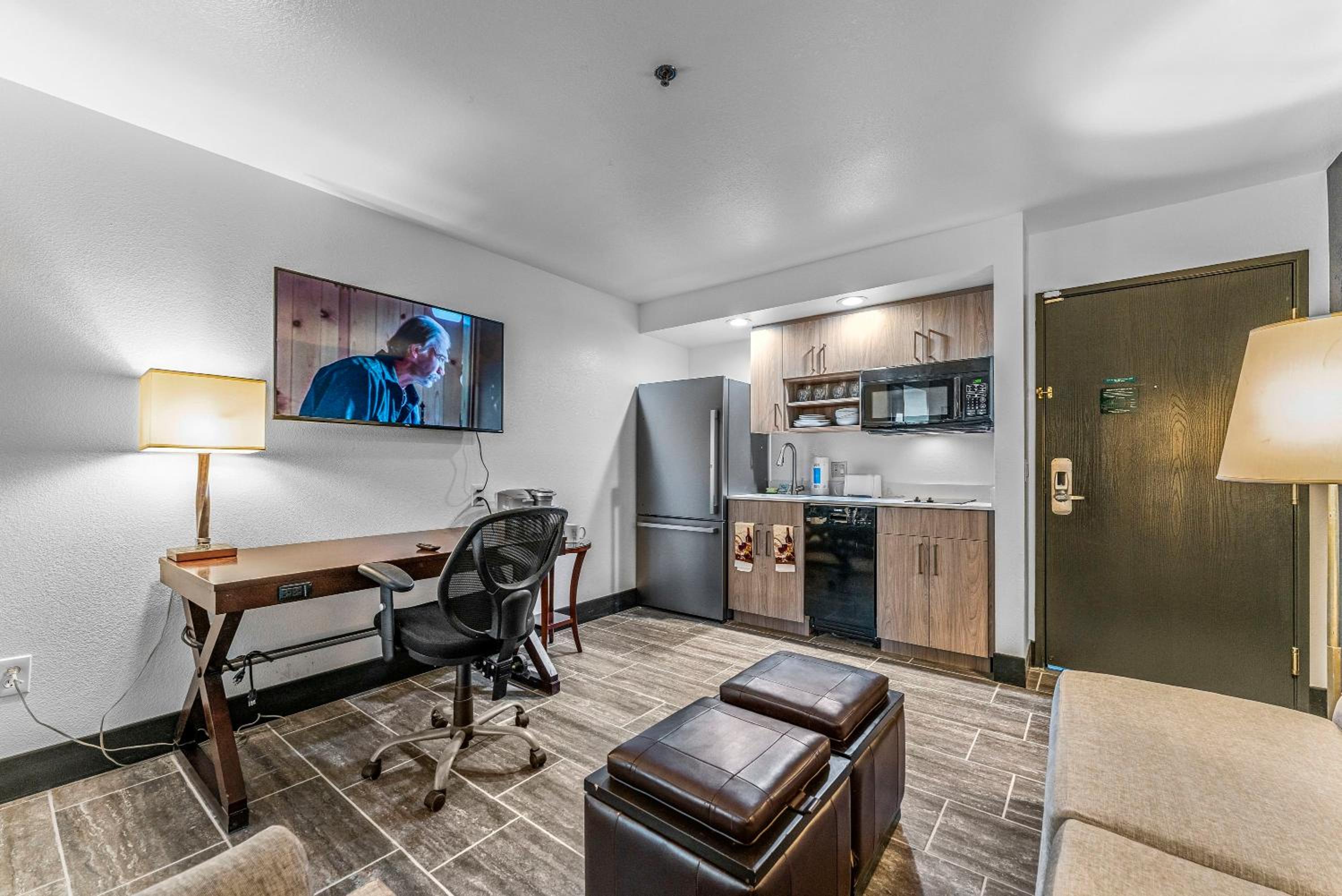 Metro Extended Stay - Tempe - 2 King Beds